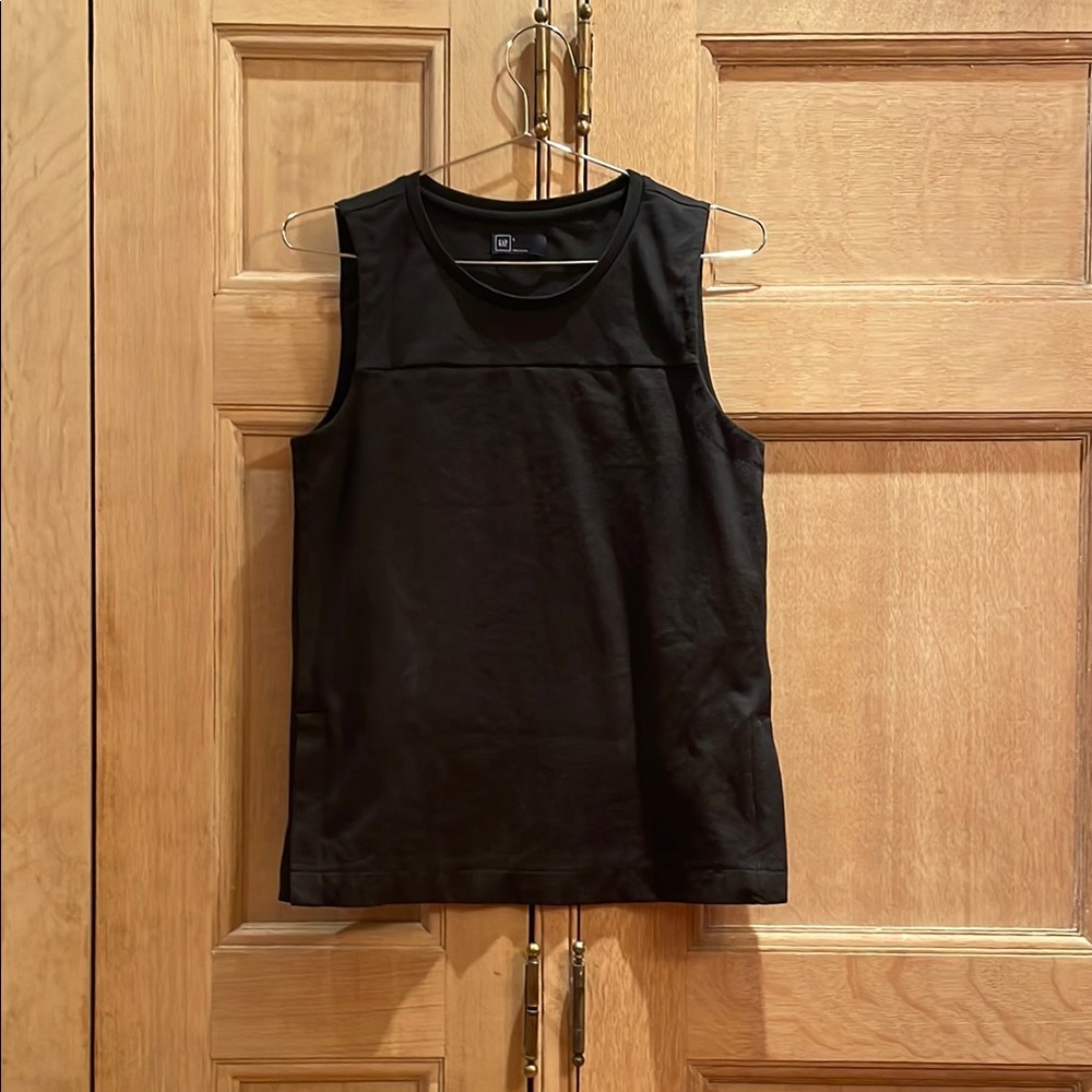 Elegant GAP Black Sleeveless Top, Size S